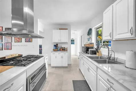 1285 NE 103rd Street Miami Shores FL 33138