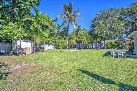 1285 NE 103rd Street Miami Shores FL 33138