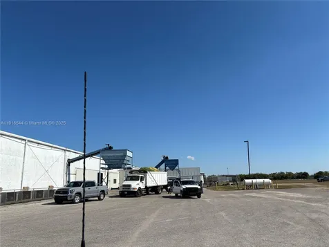 15877 E Sr 80 Clewiston FL 33440