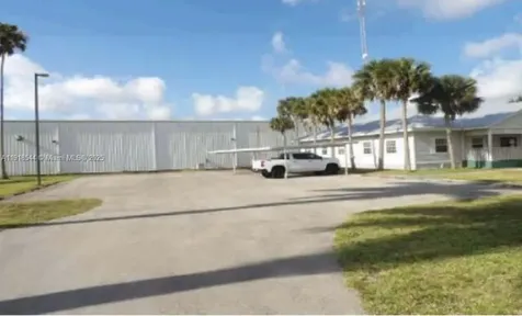 15877 E Sr 80 Clewiston FL 33440