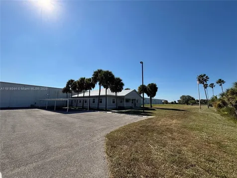 15877 E Sr 80 Clewiston FL 33440