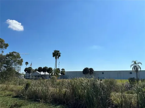 15877 E Sr 80 Clewiston FL 33440