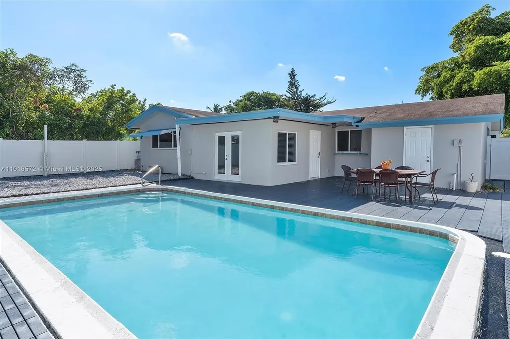 2012 NW 11th Avenue Fort Lauderdale FL 33311