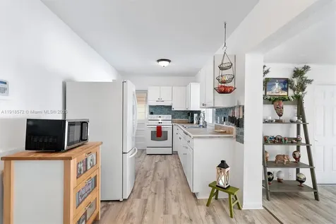 2012 NW 11th Avenue Fort Lauderdale FL 33311