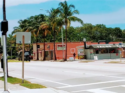 138 N Federal Highway Dania Beach FL 33004