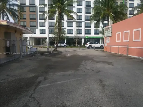 138 N Federal Highway Dania Beach FL 33004