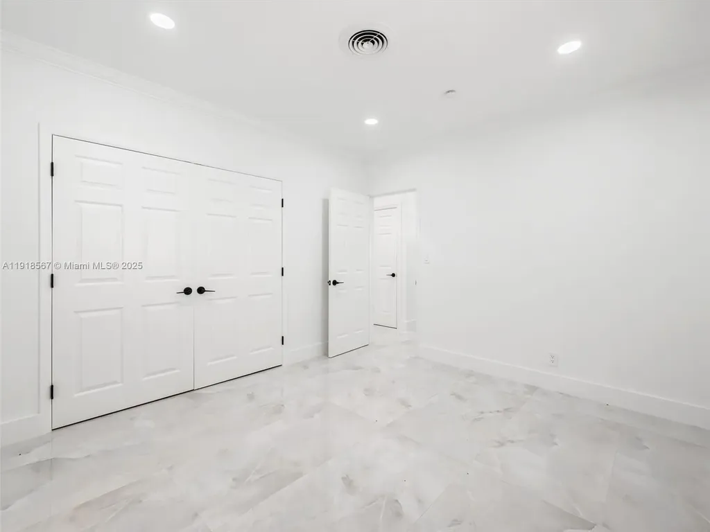 2764 NE 35th Street Fort Lauderdale FL 33306