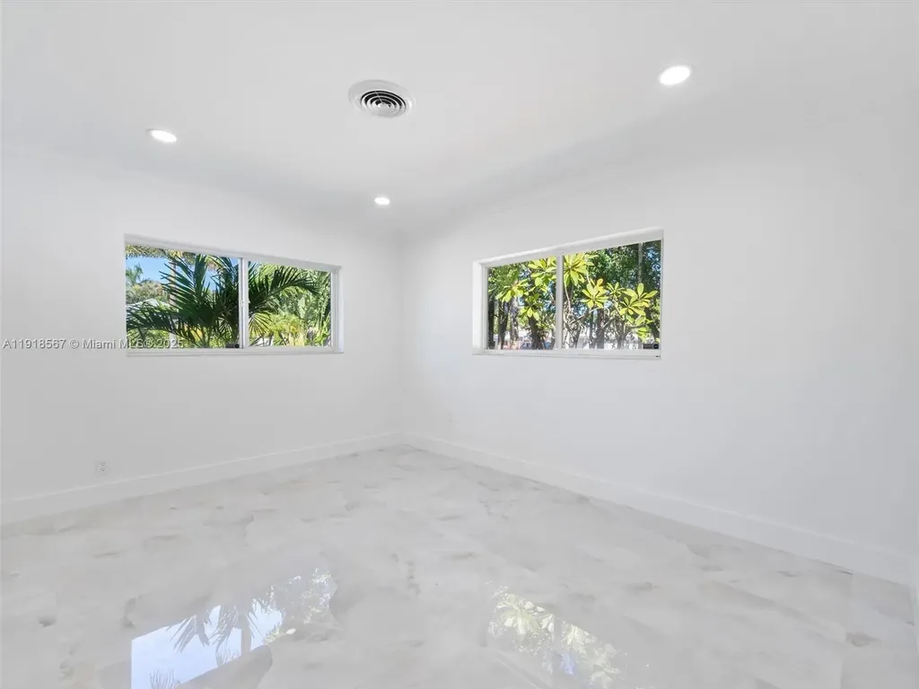 2764 NE 35th Street Fort Lauderdale FL 33306