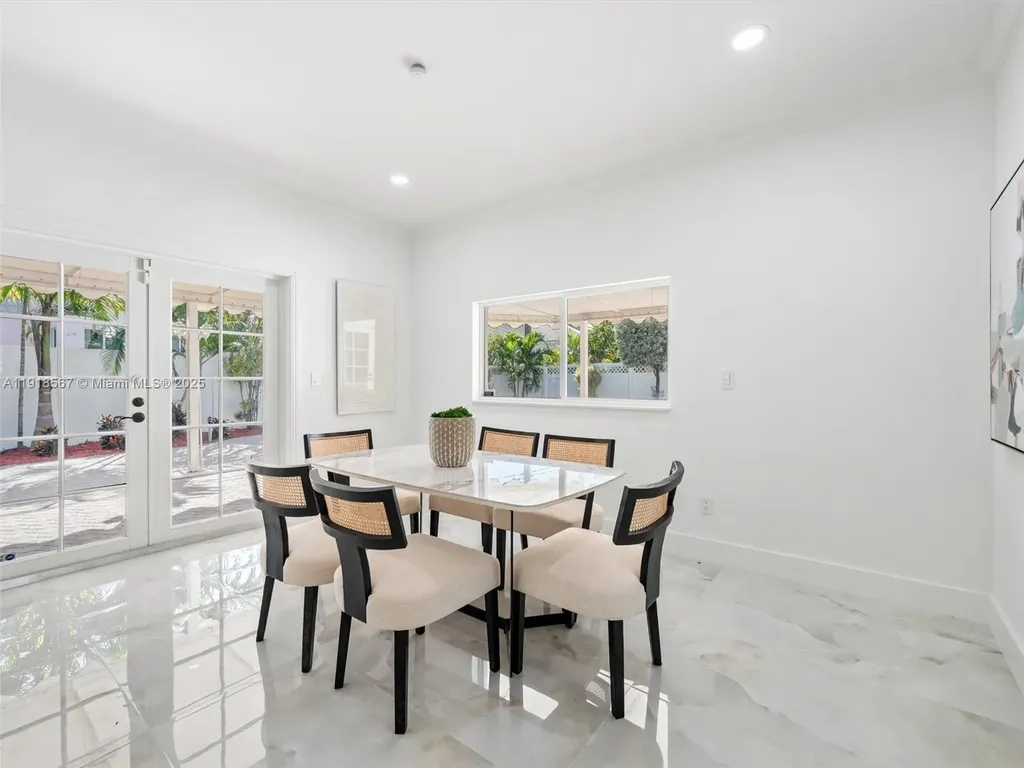 2764 NE 35th Street Fort Lauderdale FL 33306