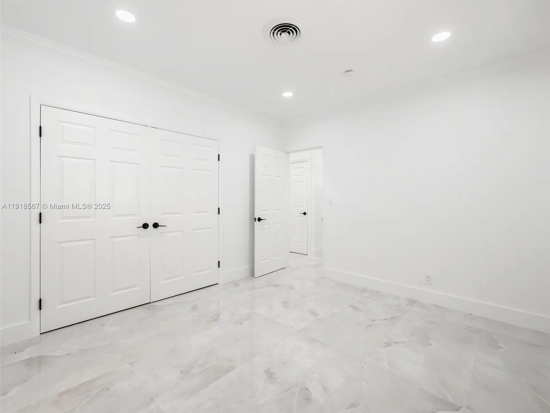 2764 NE 35th Street Fort Lauderdale FL 33306