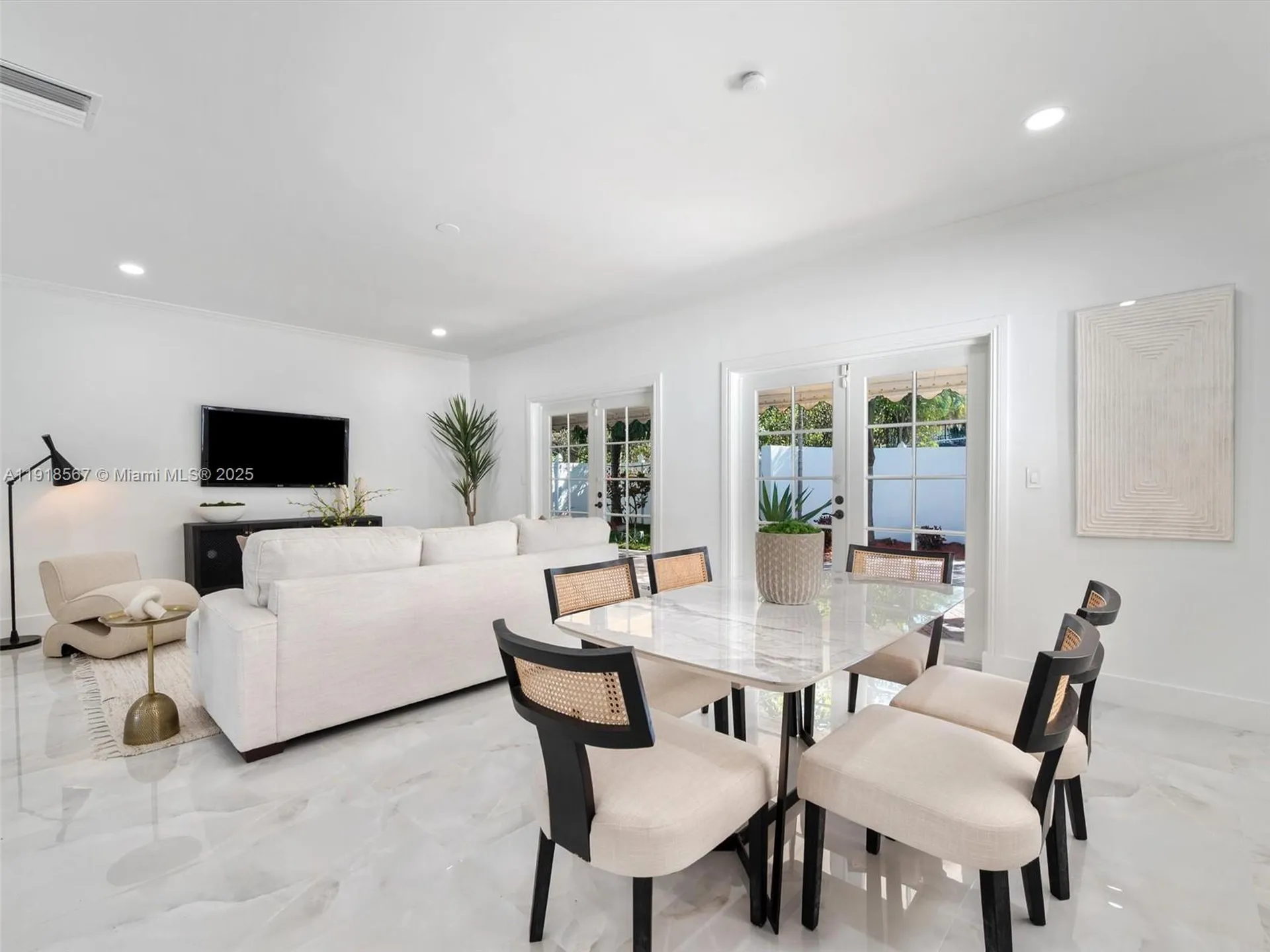 2764 NE 35th Street Fort Lauderdale FL 33306