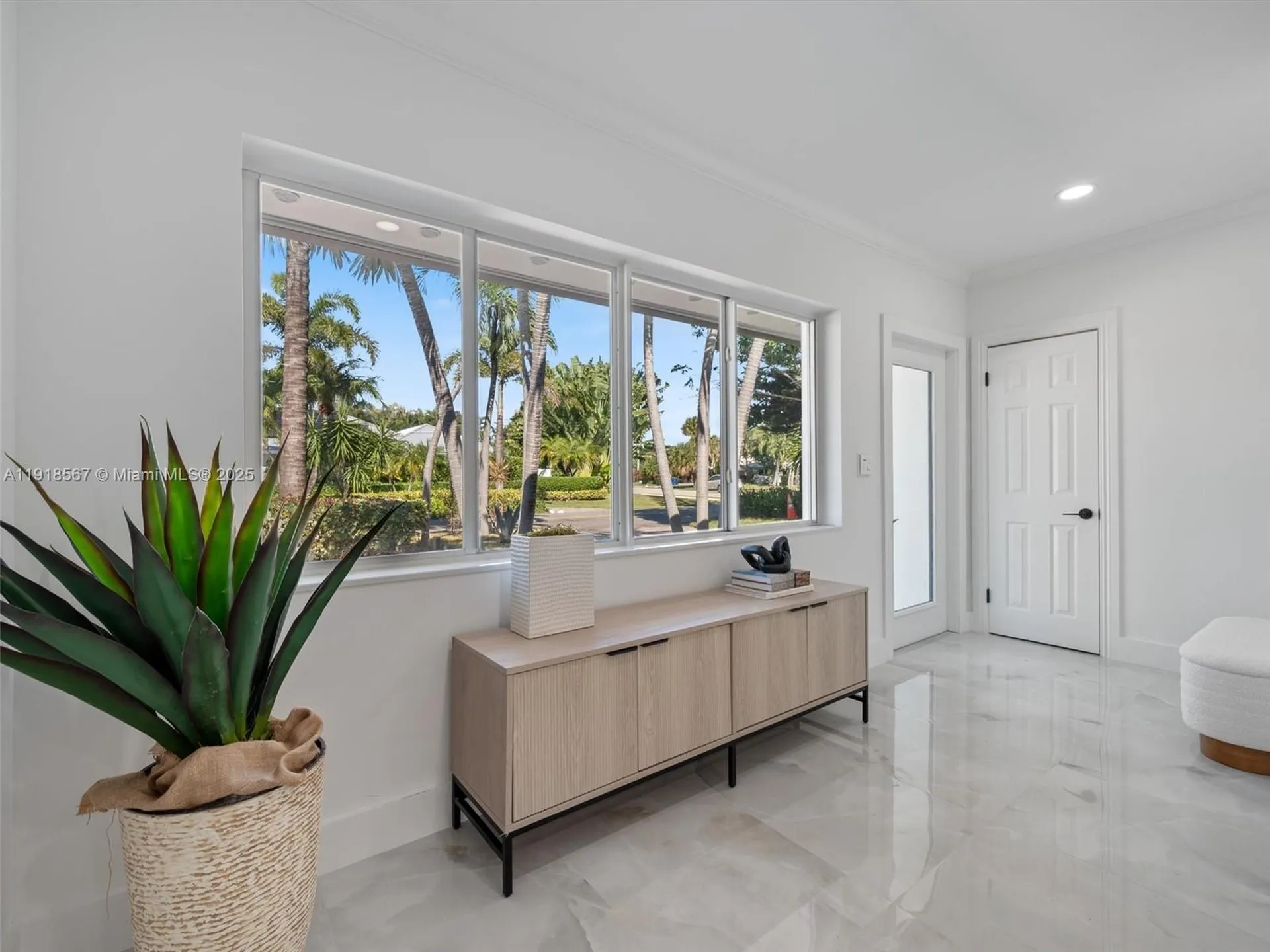 2764 NE 35th Street Fort Lauderdale FL 33306