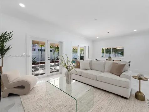 2764 NE 35th Street Fort Lauderdale FL 33306