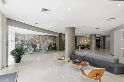 10275 Collins Avenue Bal Harbour FL 33154