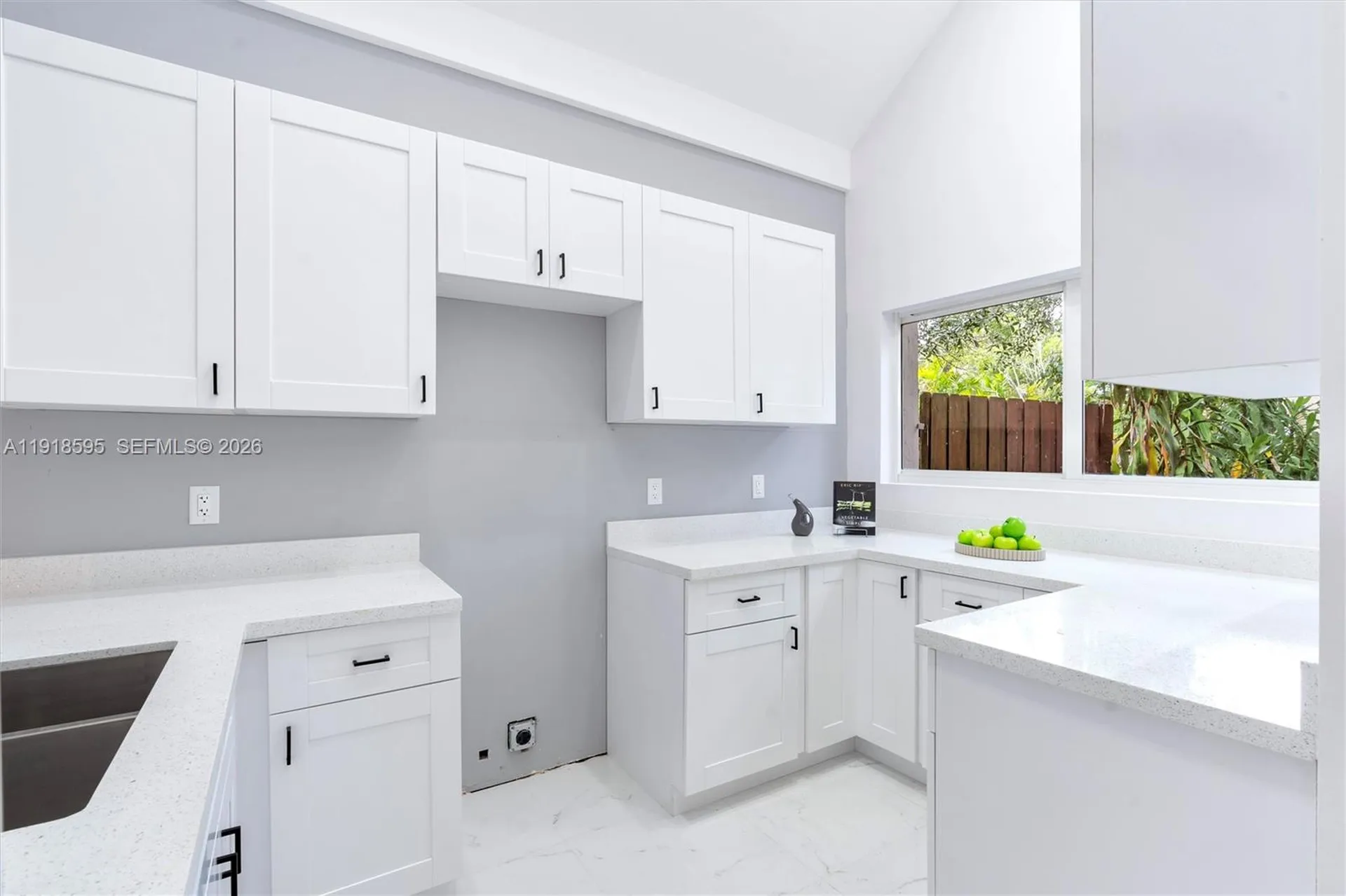 6884 NW 30 Avenue Fort Lauderdale FL 33309
