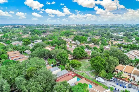 6884 NW 30 Avenue Fort Lauderdale FL 33309