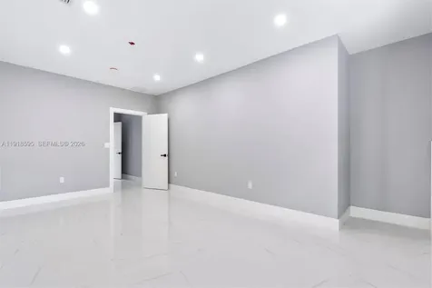 6884 NW 30 Avenue Fort Lauderdale FL 33309