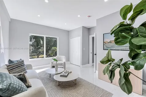 6884 NW 30 Avenue Fort Lauderdale FL 33309