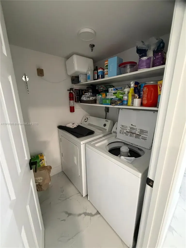 7290 Kinghurst Drive Delray Beach FL 33446