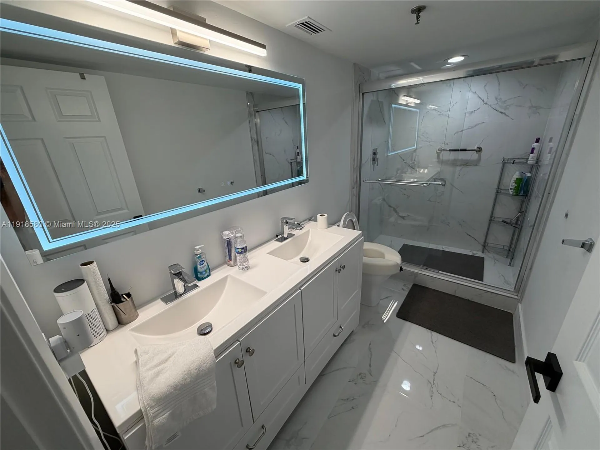 7290 Kinghurst Drive Delray Beach FL 33446