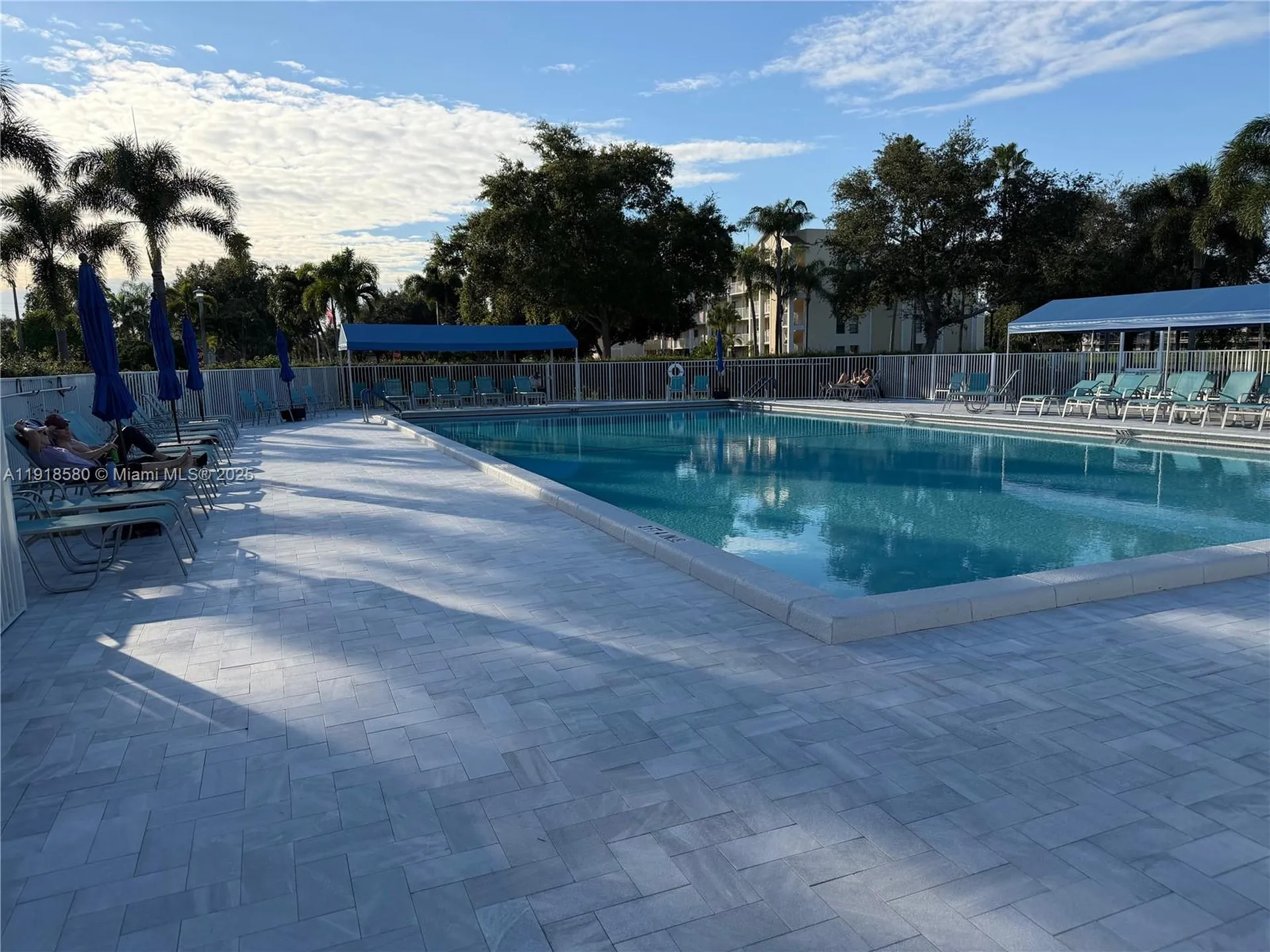 7290 Kinghurst Drive Delray Beach FL 33446