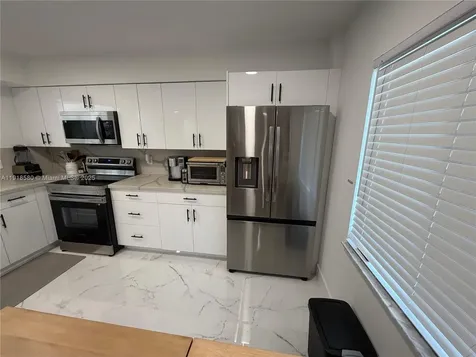 7290 Kinghurst Drive Delray Beach FL 33446