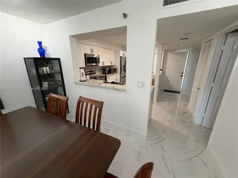 7290 Kinghurst Drive Delray Beach FL 33446