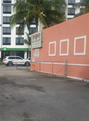 138 N Federal Highway Dania Beach FL 33004