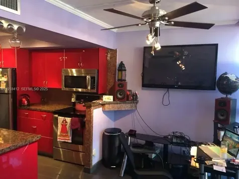 Hallandale Beach FL 33009
