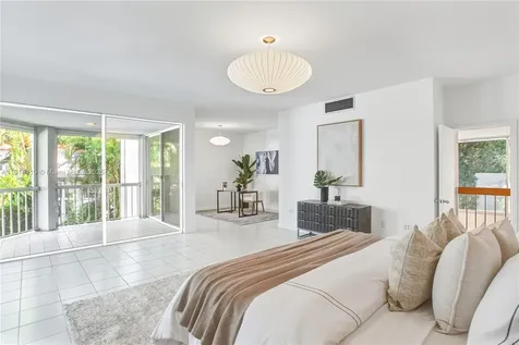 2475 S Bayshore Drive #2 Miami FL 33133
