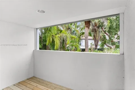 2475 S Bayshore Drive #2 Miami FL 33133