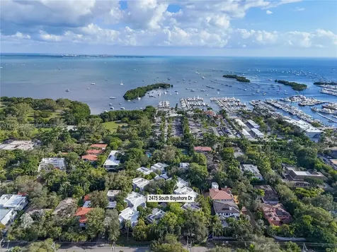 2475 S Bayshore Drive #2 Miami FL 33133
