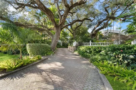 2475 S Bayshore Drive #2 Miami FL 33133