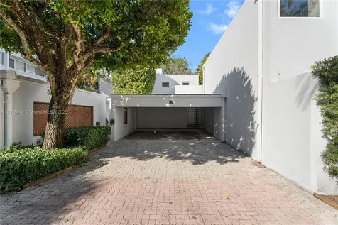 2475 S Bayshore Drive #2 Miami FL 33133