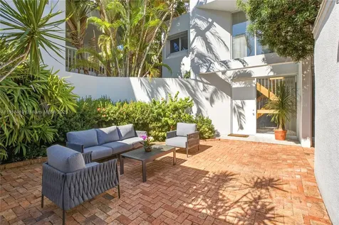 2475 S Bayshore Drive #2 Miami FL 33133