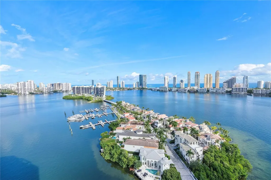 6000 Island Boulevard Aventura FL 33160
