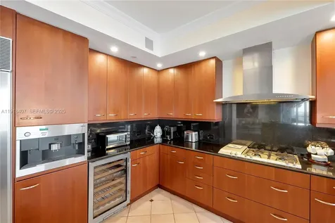 6000 Island Boulevard Aventura FL 33160