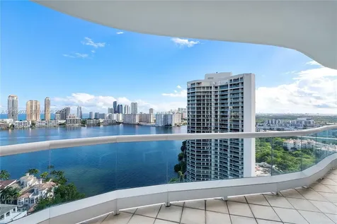 6000 Island Boulevard Aventura FL 33160