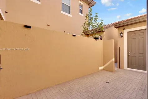 1516 SW 147th Avenue Pembroke Pines FL 33027