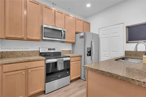 1516 SW 147th Avenue Pembroke Pines FL 33027