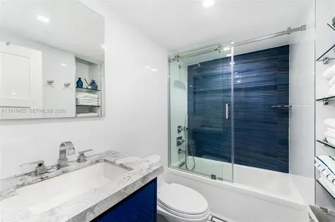 5225 Collins Avenue Miami Beach FL 33140