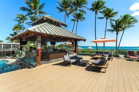 5225 Collins Avenue Miami Beach FL 33140