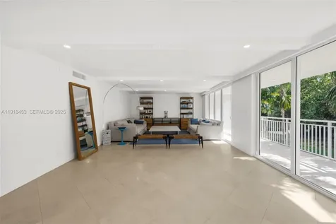 605 Ocean Drive Key Biscayne FL 33149