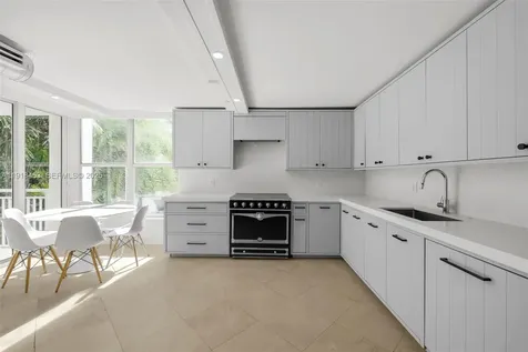 605 Ocean Drive Key Biscayne FL 33149