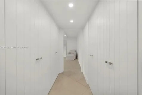 605 Ocean Drive Key Biscayne FL 33149