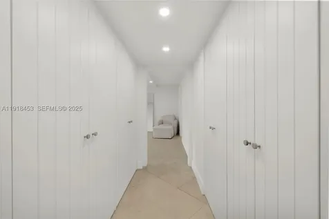 605 Ocean Drive Key Biscayne FL 33149