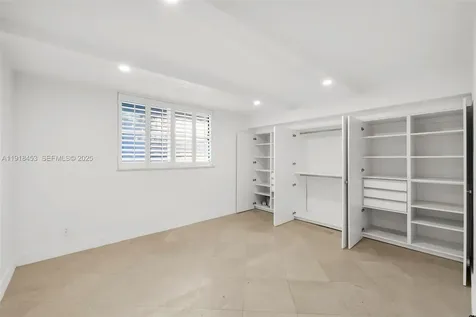 605 Ocean Drive Key Biscayne FL 33149