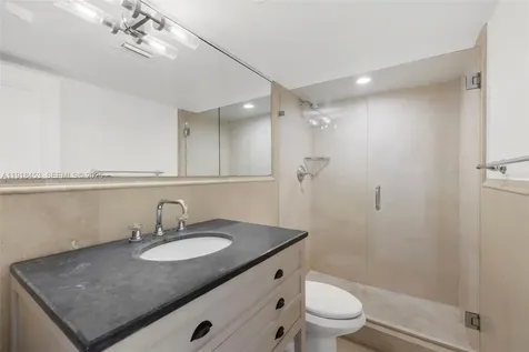 605 Ocean Drive Key Biscayne FL 33149
