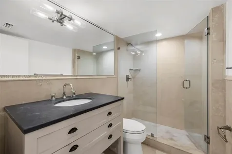 605 Ocean Drive Key Biscayne FL 33149