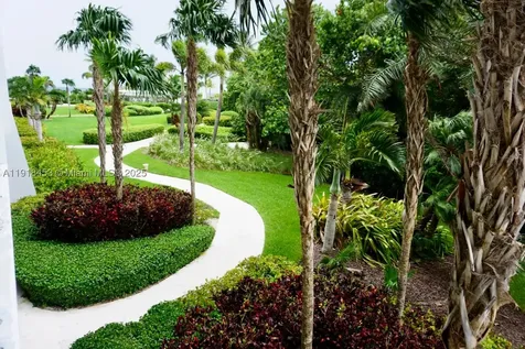 605 Ocean Drive Key Biscayne FL 33149